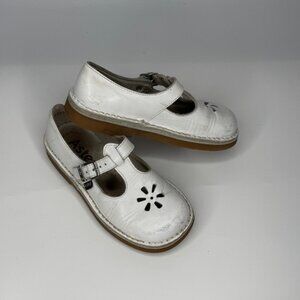 Aster Dingo Mary Jane Leather Shoes Girl 11 White Closed Toe Sandals Dress Shoes